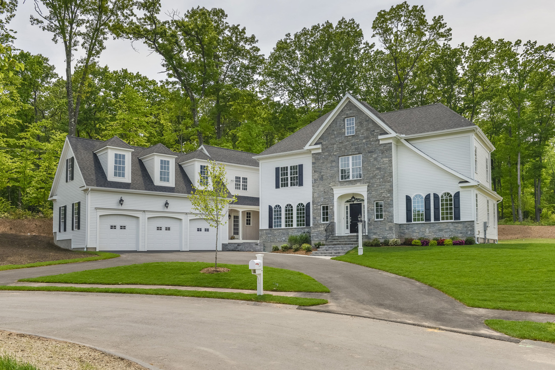 10 Taskers Pond — Avon, Connecticut