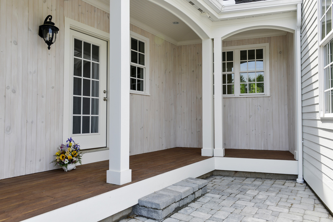 10 Taskers Pond — exterior view