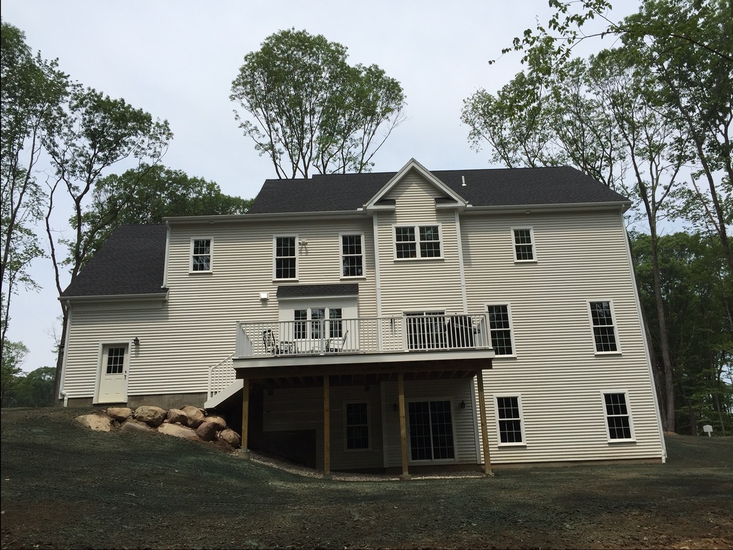 Exterior view — 42 Stratford Crossing, Avon, CT