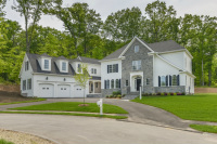 Front view — 10 Taskers Pond, Farmington, CT